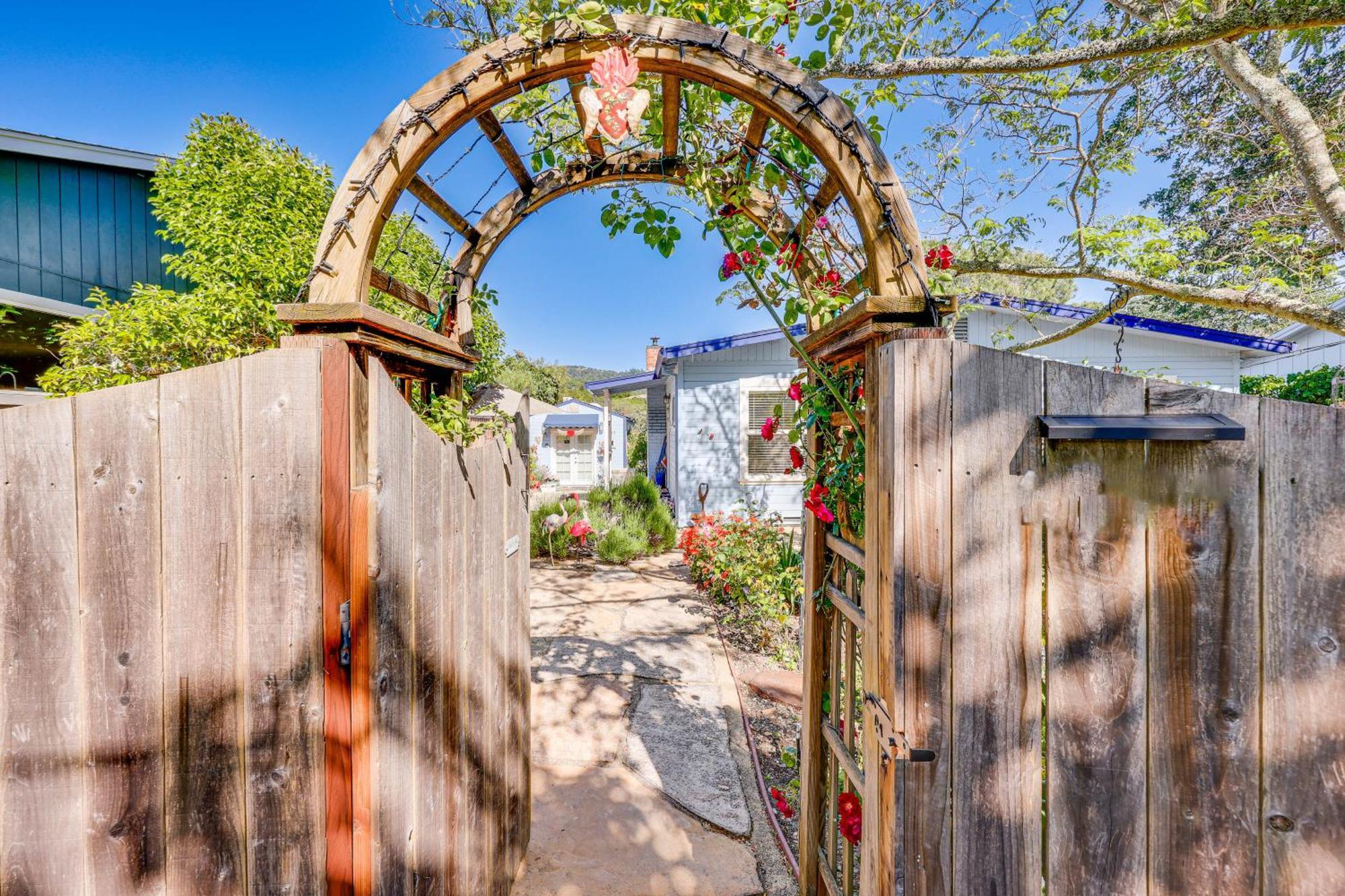 Romantic Casita With Garden And Deck 2 Miles To Plaza! Sonoma Exterior photo